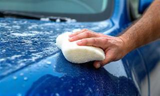 Lavage extérieur voiture
